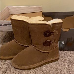 Brand new with box Bearpaw Elena boots size 10
